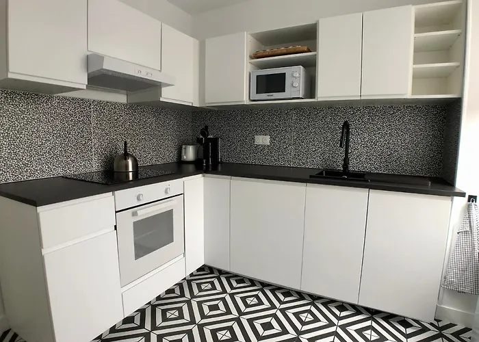 Superbe Renove Et Confort A بريست